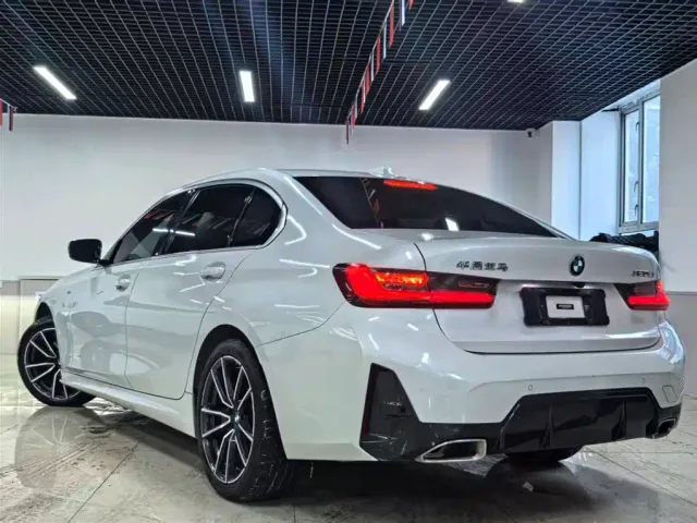 BMW 3 Series — Фото автомобиля 5