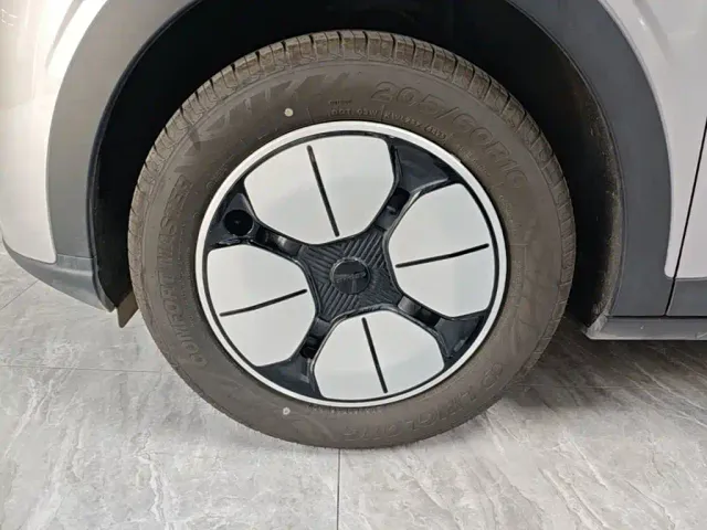 Geely Starry Wish — Фото автомобиля 22