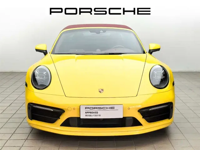 Porsche 911 — Фото автомобиля 2