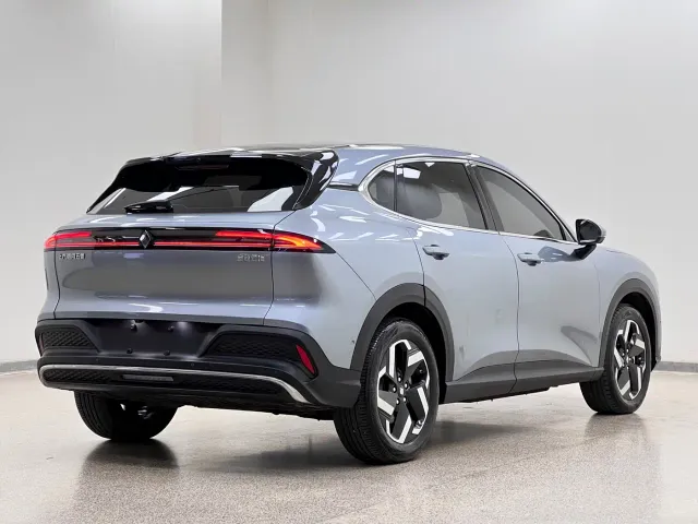 Baojun Yunhai — Фото автомобиля 6