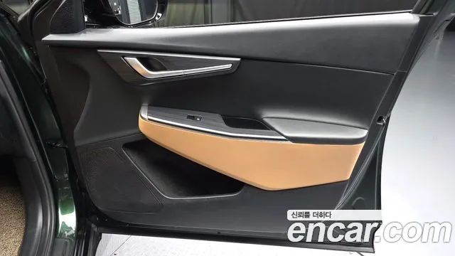 Kia EV6 — Фото автомобиля 24