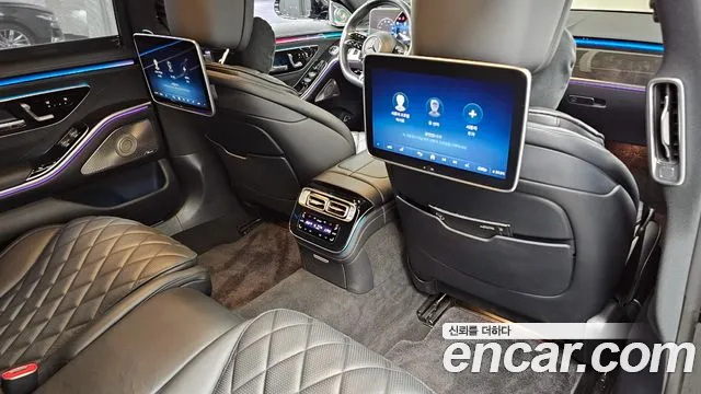 Mercedes-Benz S-Class — Фото автомобиля 18