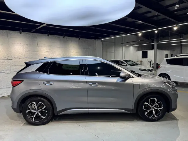 BYD Yuan PLUS — Фото автомобиля 4