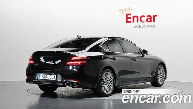 Genesis G70 — Фото автомобиля 2