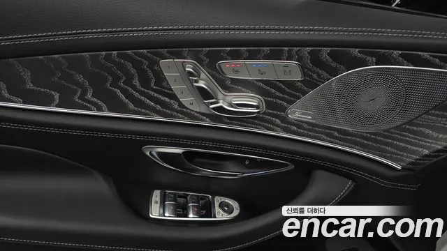 Mercedes-Benz AMG GT 4 двери 43 4MATIC+ — Фото автомобиля 29