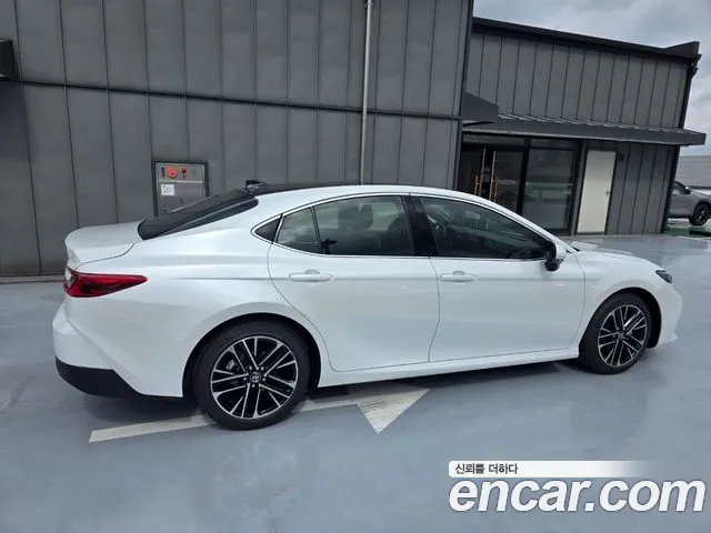 Toyota Camry — Фото автомобиля 15