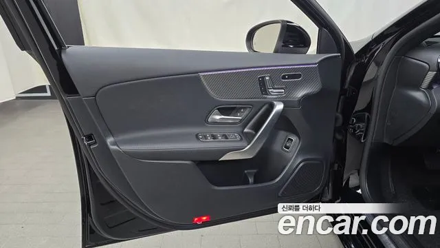 Mercedes-Benz A-Class — Фото автомобиля 24