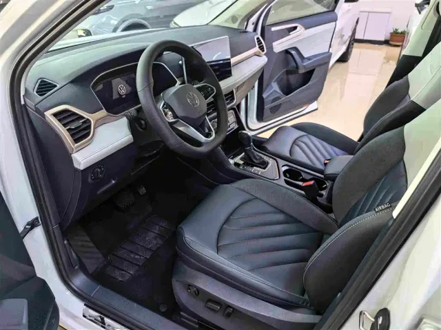 Volkswagen Tharu — Фото автомобиля 17