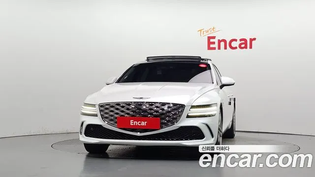 Genesis G80 RG3 — Фото автомобиля 3
