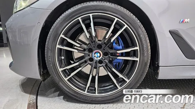 BMW 5-Series — Фото автомобиля 5