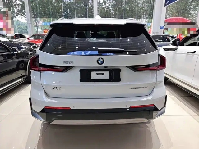 BMW X1 — Фото автомобиля 5