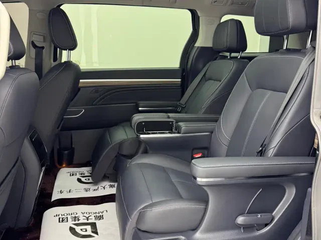 GAC Trumpchi M8 — Фото автомобиля 7