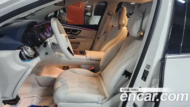 Mercedes-Benz EQS — Фото автомобиля 13