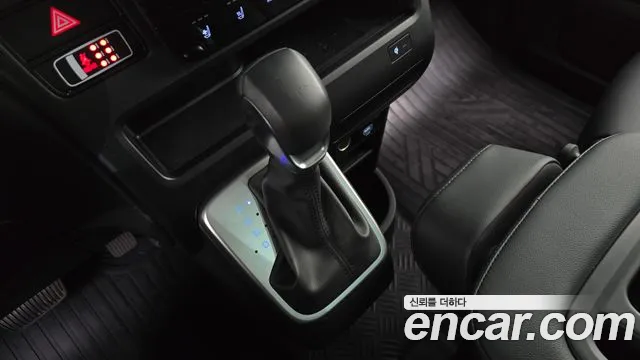Hyundai Staria Staria Tourer 9 мест — Фото автомобиля 8