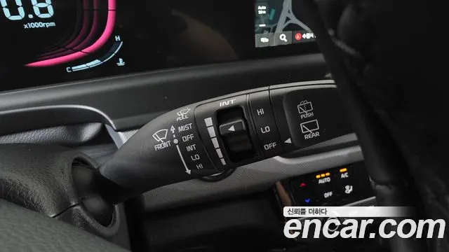 Kia Seltos Бензин 1.6 турбо 2WD — Фото автомобиля 24