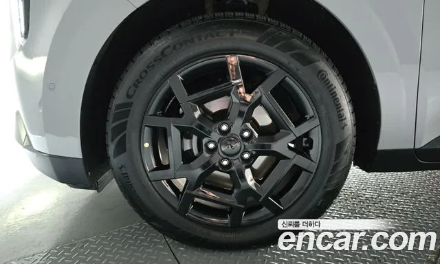 Kia Carnival 4th Gen — Фото автомобиля 5
