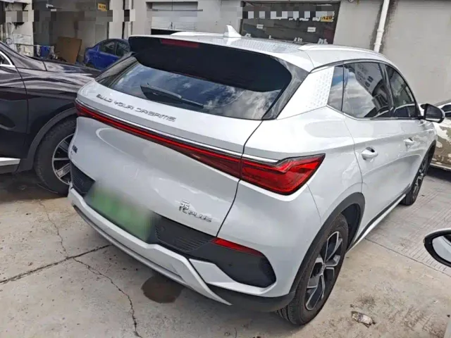 BYD Yuan PLUS — Фото автомобиля 6