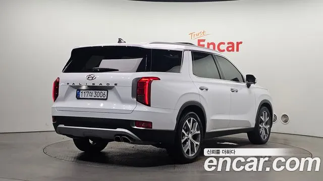 Hyundai Palisade Palisade Дизель 2.2 2WD — Фото автомобиля 2