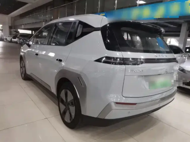 GAC Aion Y — Фото автомобиля 22