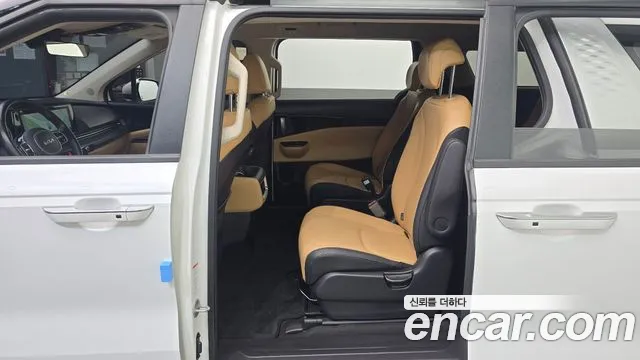 Kia Canival Carnival 4 поколение Дизель 9 мест Prestige — Фото автомобиля 11
