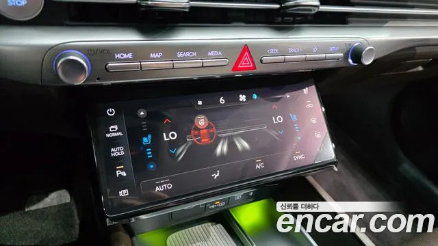 Hyundai Grandeur Grandeur (GN7) 2.5 Бензин 2WD — Фото автомобиля 23