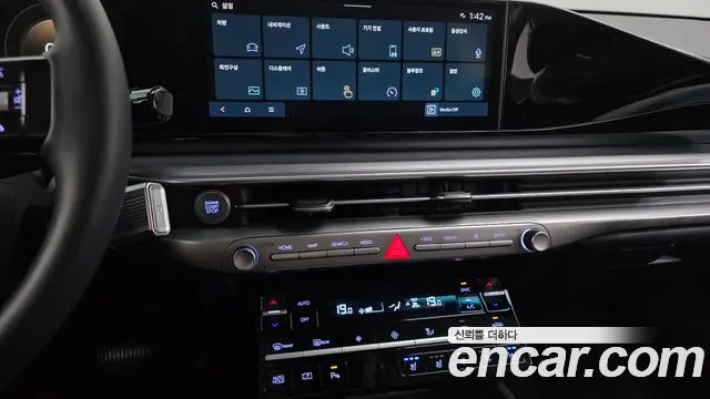Hyundai Grandeur GN7 — Фото автомобиля 20