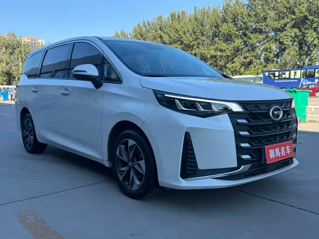 GAC Trumpchi M6 — Фото автомобиля 3