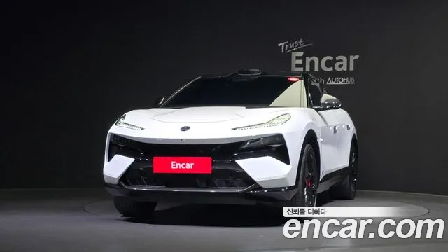 Lotus Eletre — Фото автомобиля 3