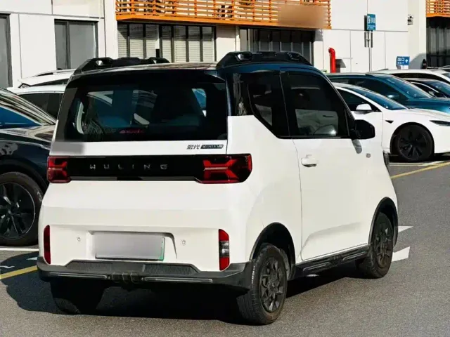 Wuling Hongguang Mini EV — Фото автомобиля 6