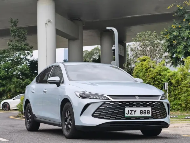 BYD Qin PLUS — Фото автомобиля 3