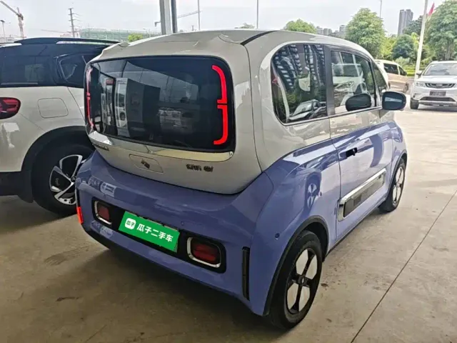 Baojun KiWi EV — Фото автомобиля 6