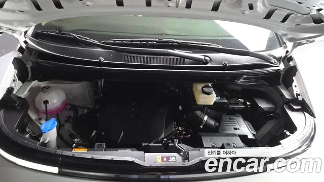 Hyundai Staria — Фото автомобиля 9