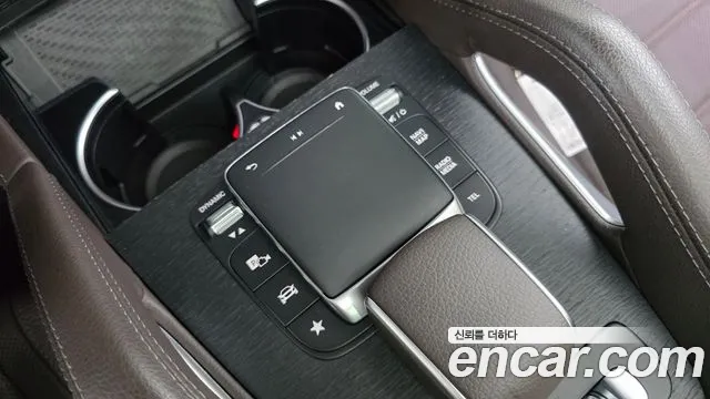 Mercedes-Benz GLE-Class — Фото автомобиля 21