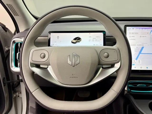 Leapmotor B10 — Фото автомобиля 10