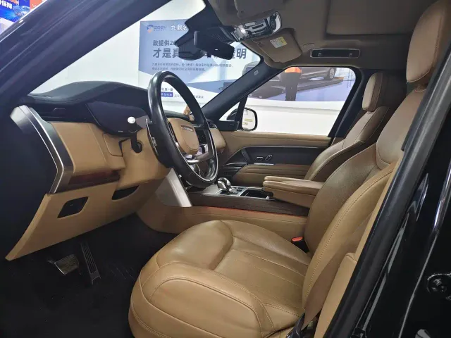 Land Rover Range Rover — Фото автомобиля 20
