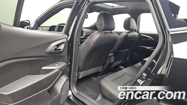 ChevroletGMDaewoo Trax Trax Кроссовер — Фото автомобиля 10