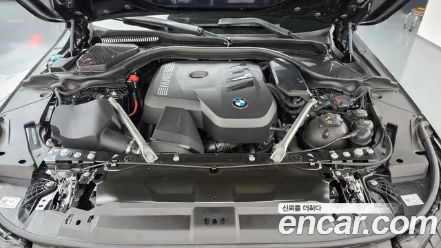 BMW 5 Series G60 — Фото автомобиля 9