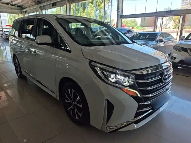 GAC Trumpchi M8 — Фото автомобиля 3