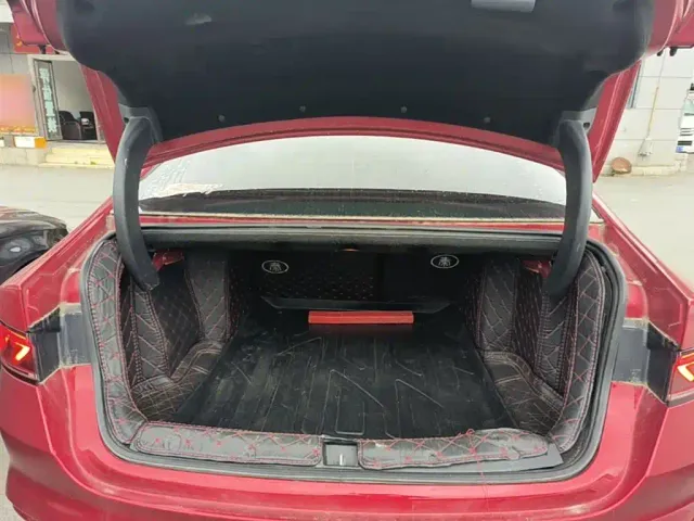 BYD Qin PLUS — Фото автомобиля 18