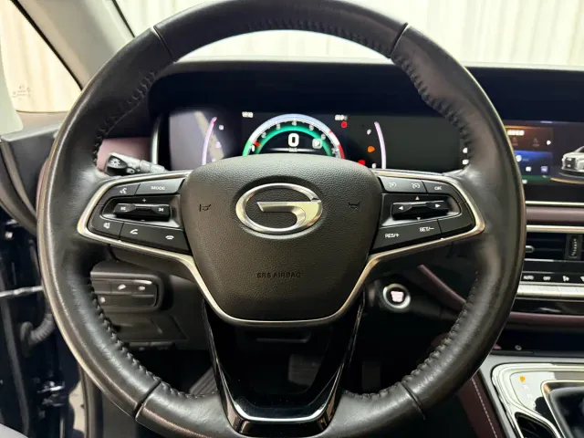 GAC Trumpchi M6 — Фото автомобиля 10