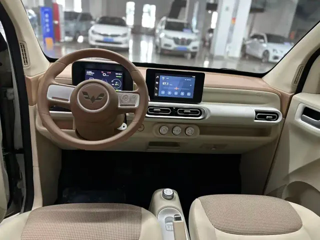 Wuling Hongguang Mini EV — Фото автомобиля 5
