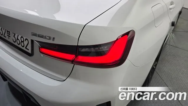 BMW 3-Series 3 серия (G20) 320i M Sport — Фото автомобиля 20