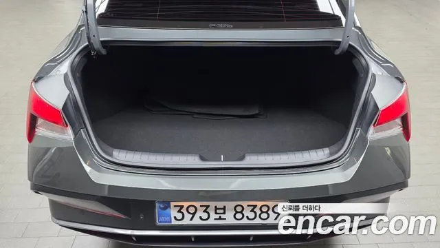 Hyundai Avante CN7 — Фото автомобиля 15