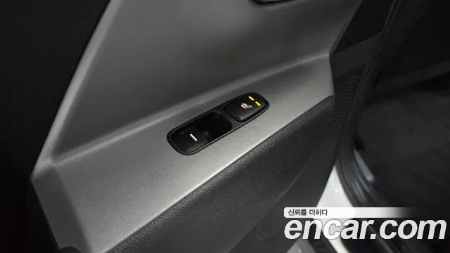 Kia Niro — Фото автомобиля 23