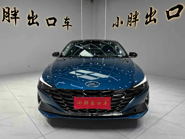 Hyundai Elantra — Фото автомобиля 2