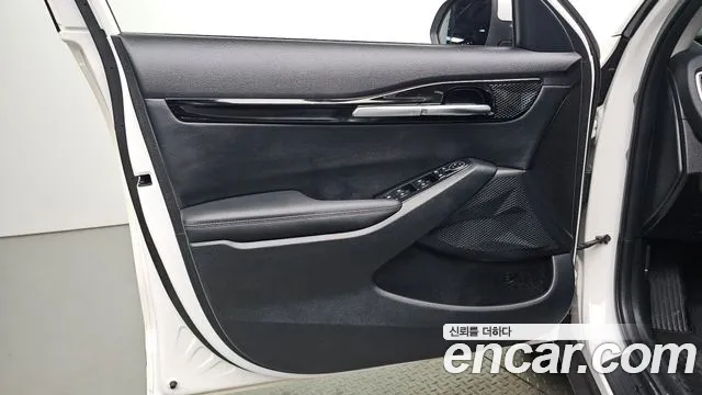 Kia Seltos New — Фото автомобиля 13