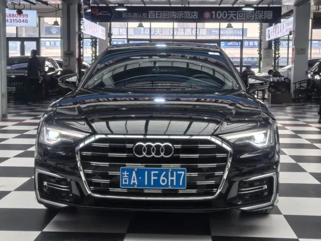 Фотография автомобиля — Audi A6L