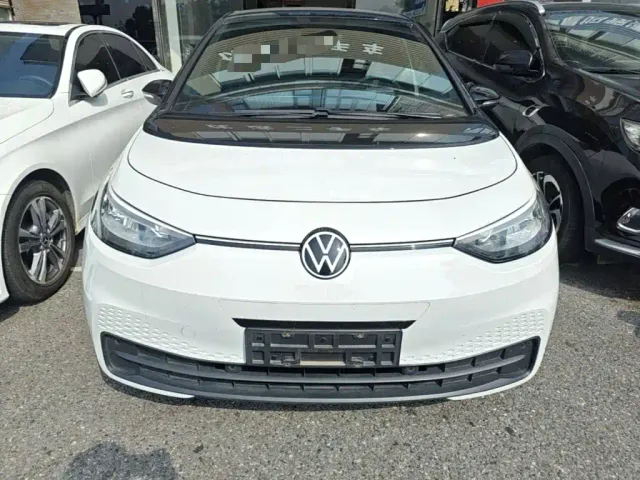 Volkswagen ID.3 — Фото автомобиля 2