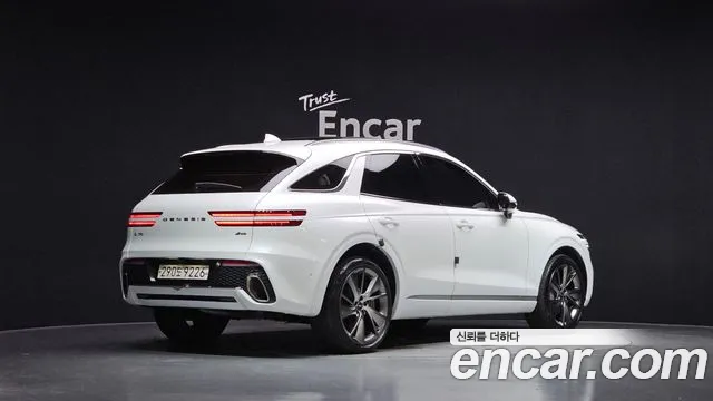 Genesis GV70 2.5T Бензин AWD — Фото автомобиля 2