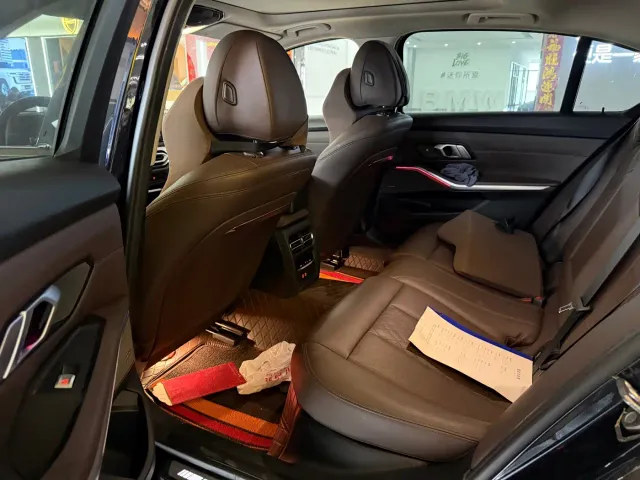 BMW 3 Series — Фото автомобиля 5